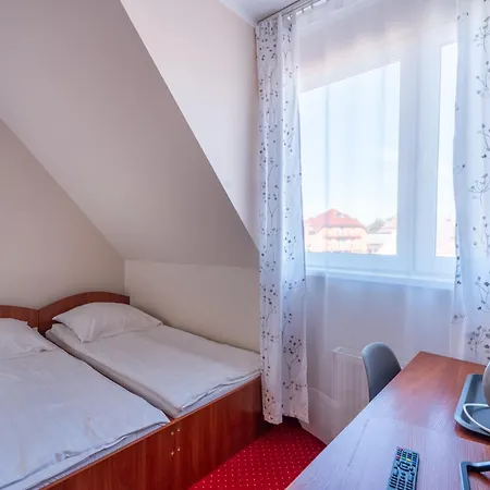 Baltic - Bartek 3* ريفال